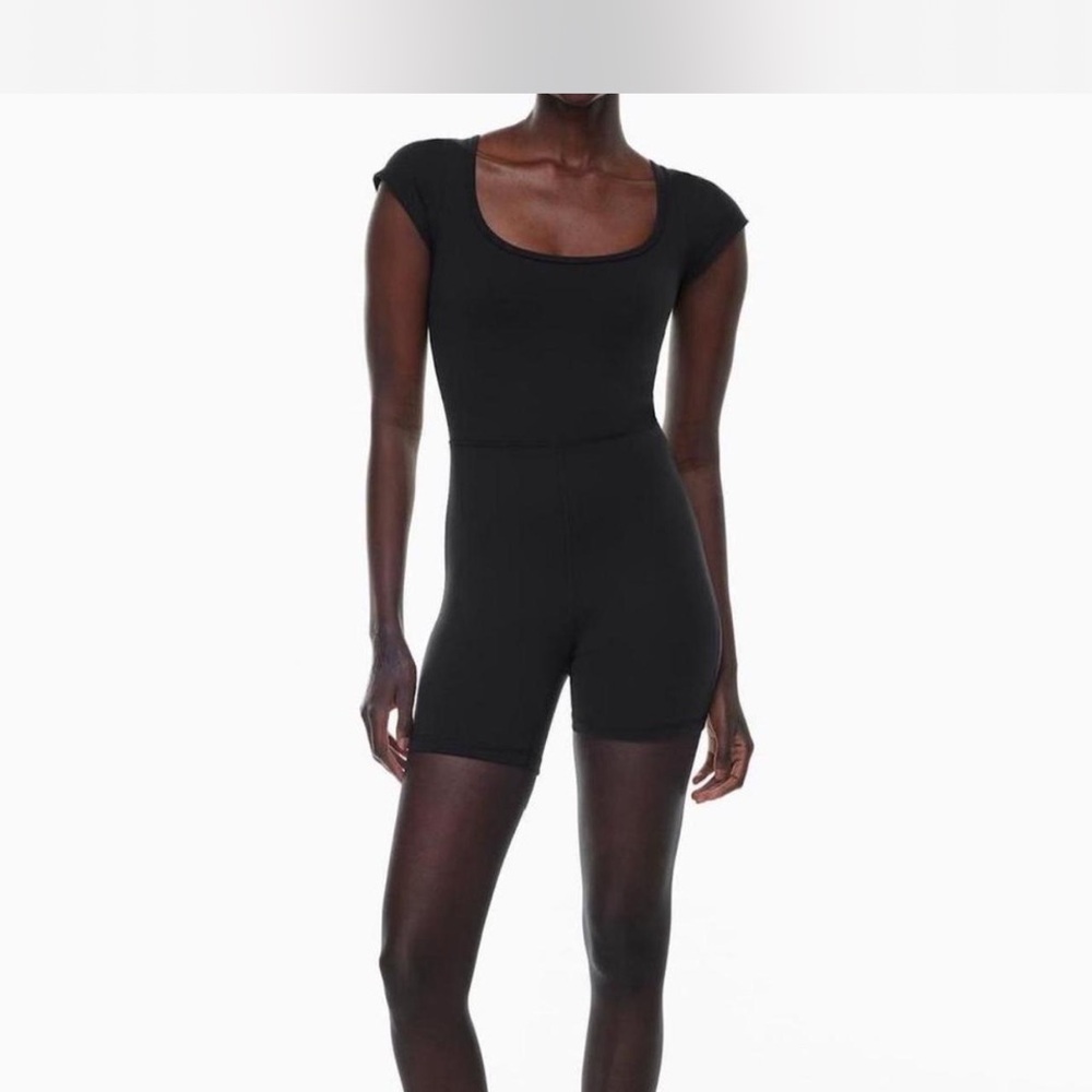 Wilfred free Theodora romper